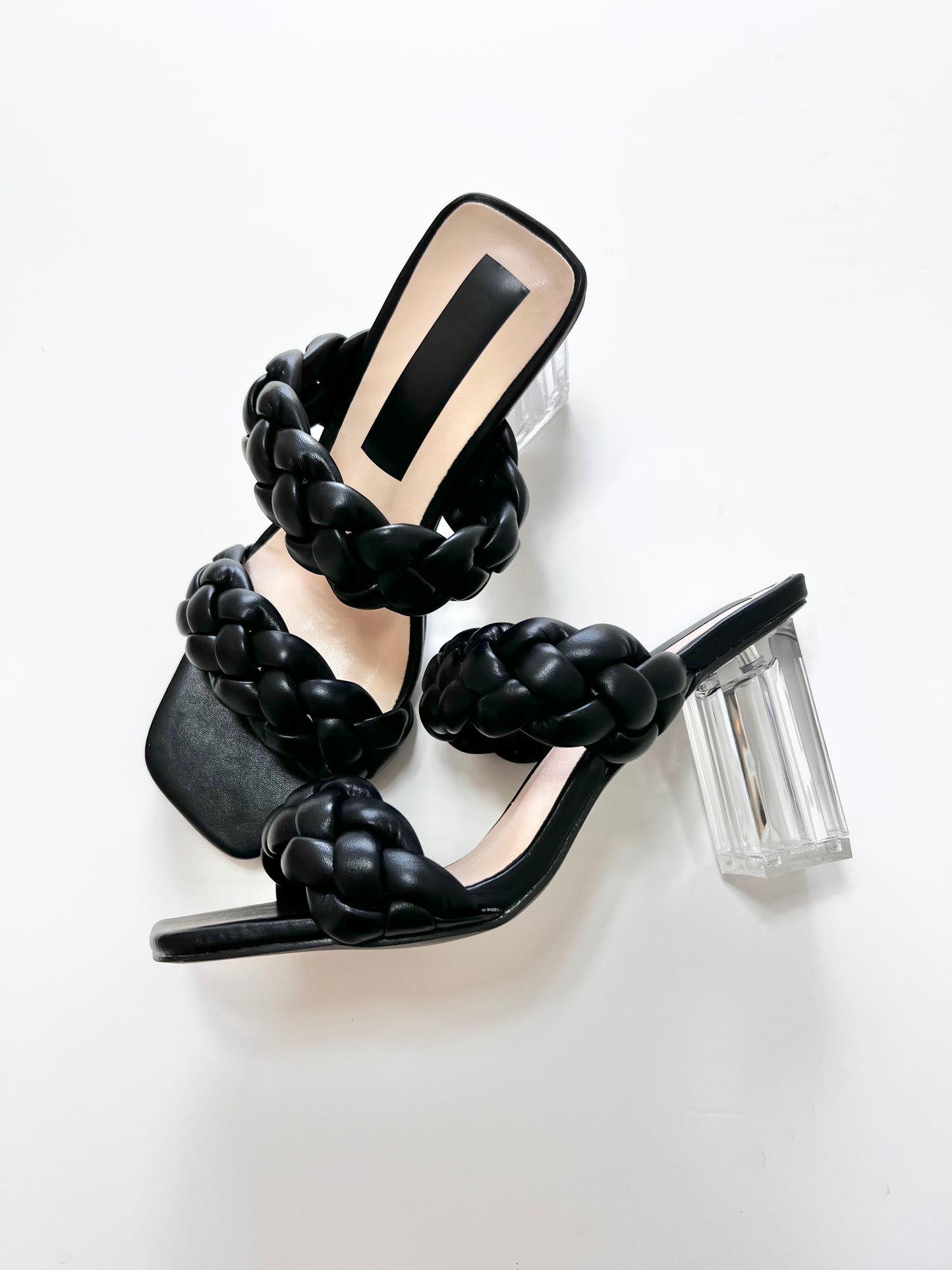 Hilda black