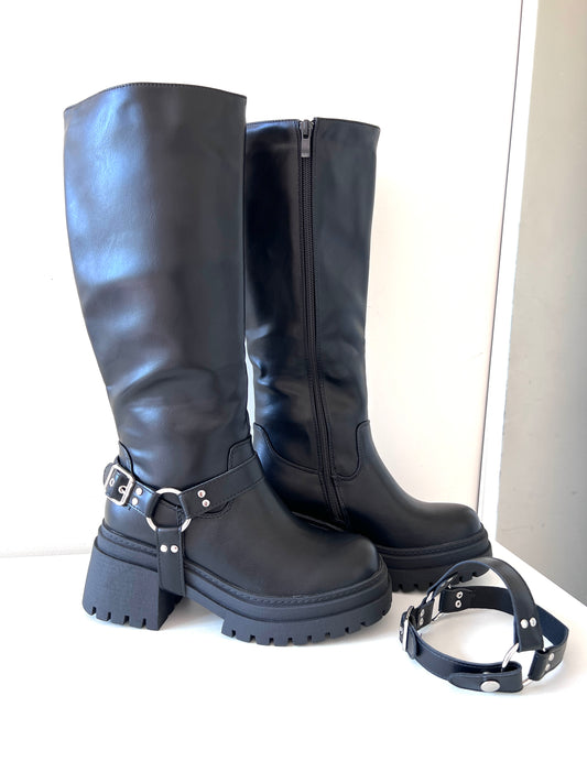 Bota Negra con plataforma 2 en 1