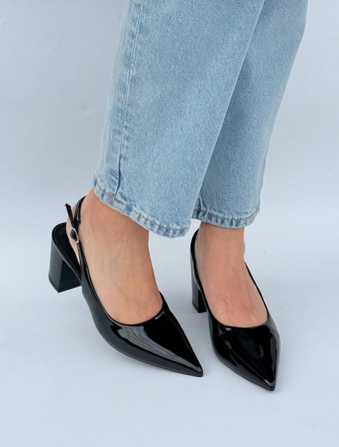 Puntillas negras taco