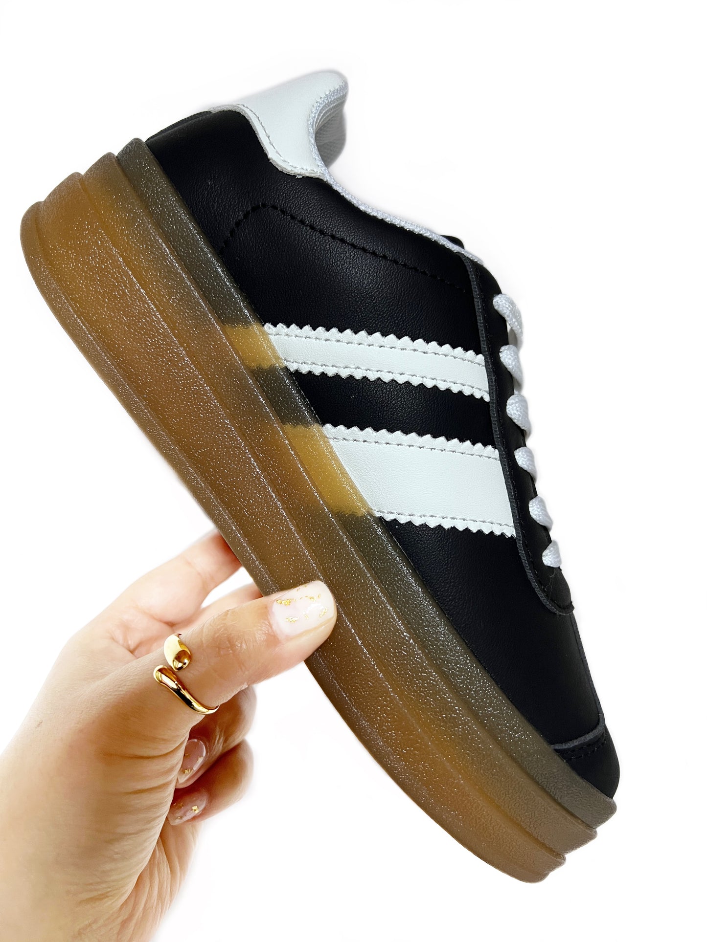 Georgina Black/White - Zapatillas estilo Samba