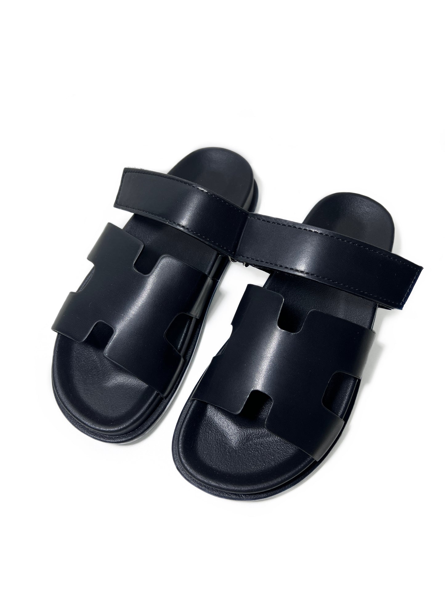 Sandalias Negras - Estilo Hermes