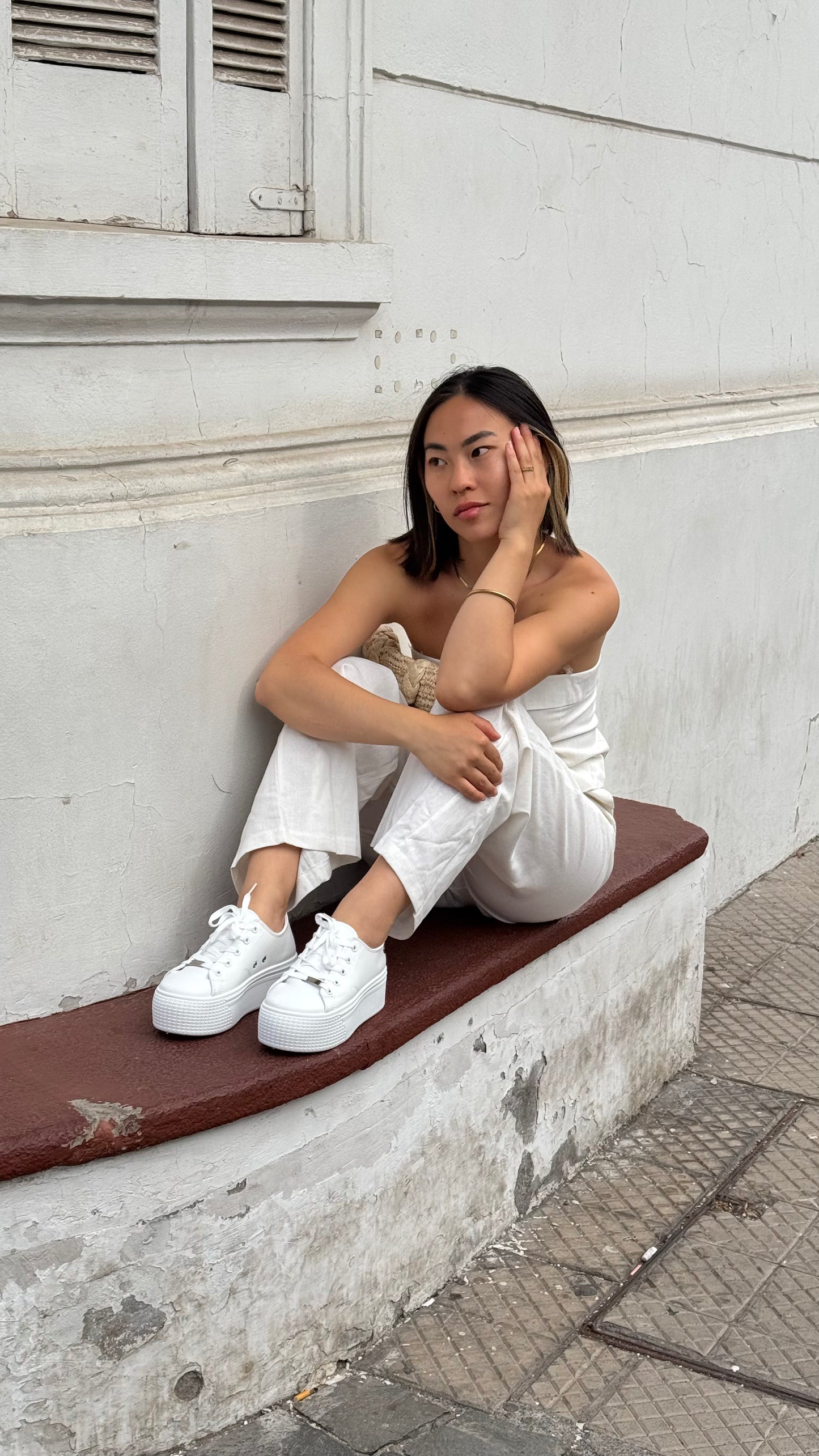 Zapatillas blancas eco cuero corazones